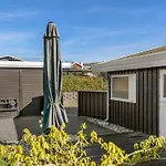 Quanna - 450m From The Sea By Interhome Nyaraló
